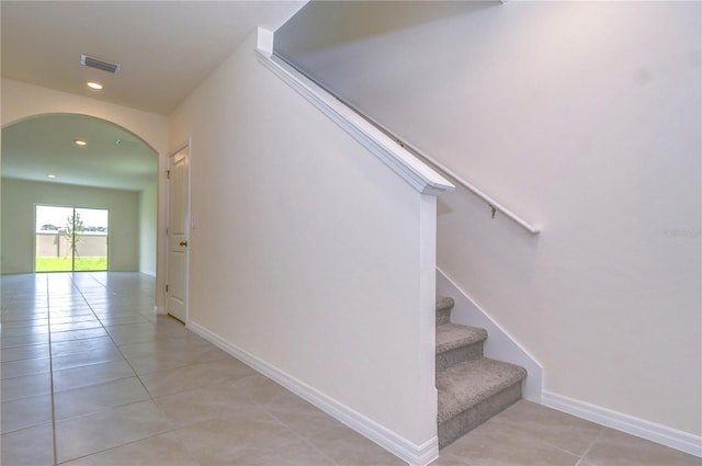 9176 Forge Breeze Loop, Wesley Chapel, FL 33545 - photo 2