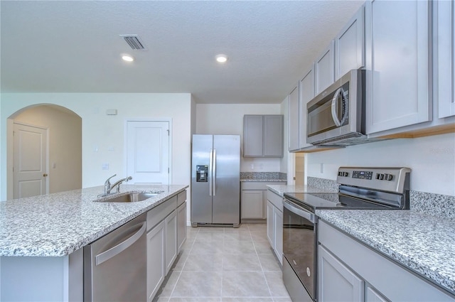 9176 Forge Breeze Loop, Wesley Chapel, FL 33545 - photo 6