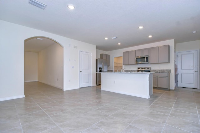 9176 Forge Breeze Loop, Wesley Chapel, FL 33545 - photo 7