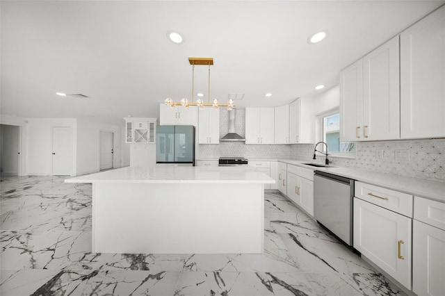 600 115th Ave, Treasure Island, FL 33706 - kitchen featuring dishwasher, fridge, recessed lighting, a kitchen island, and backsplash