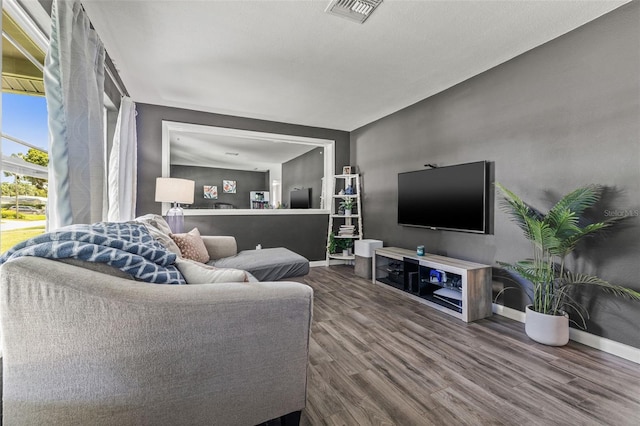 2701 56th Way N, Saint Petersburg, FL 33710 - photo 4