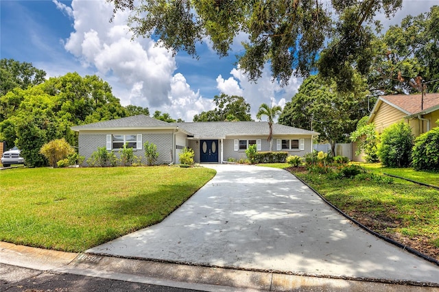 10504 Lacera Dr, Tampa, FL 33618 - photo 1