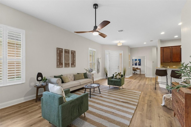 20821 Amanda Oak Ct, Land O Lakes, FL 34638 - photo 5