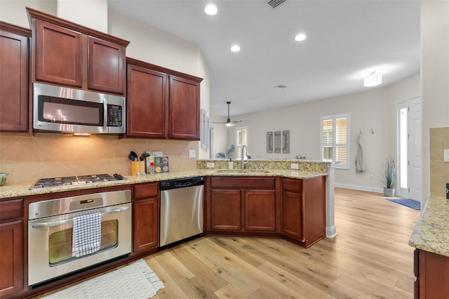 20821 Amanda Oak Ct, Land O Lakes, FL 34638 - photo 14