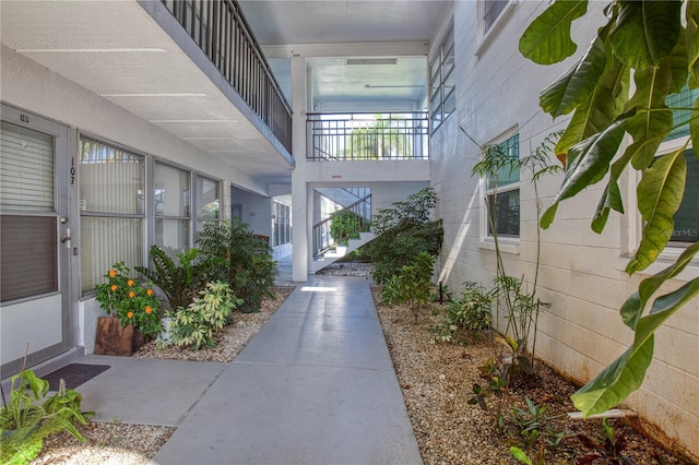 3100 Hartford St N Unit 203, Saint Petersburg, FL 33713 - photo 2
