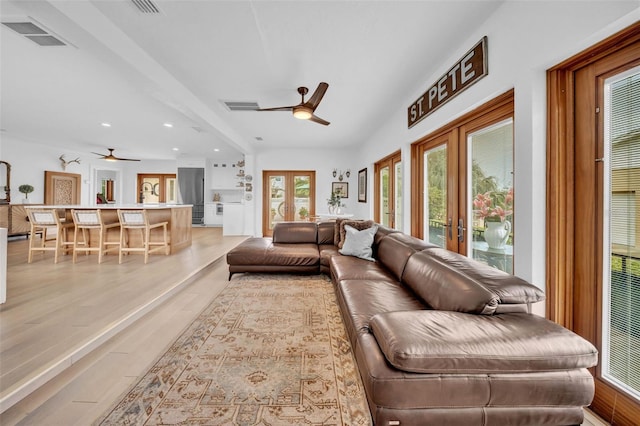 121 28th Ave NE, Saint Petersburg, FL 33704 - photo 15