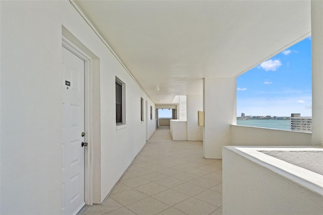 1230 Gulf Blvd Unit 1406, Clearwater Beach, FL 33767 - hallway featuring a water view