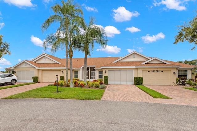 2305 New Orchard Ct, Sun City Center, FL 33573 - photo 1