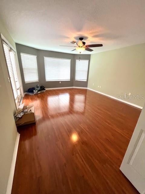5439 Bluepoint Dr, Port Richey, FL 34668 - photo 29
