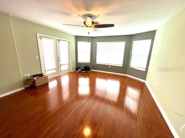 5439 Bluepoint Dr, Port Richey, FL 34668 - photo 30