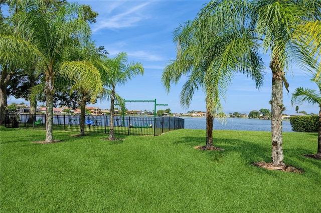 10422 La Mirage Ct, Tampa, FL 33615 - photo 35