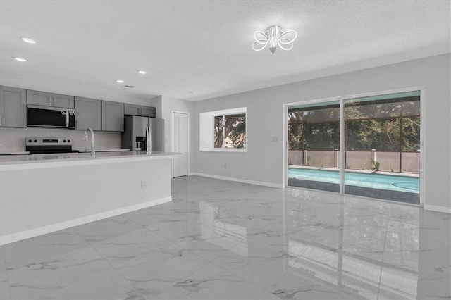 7001 Hollowell Dr, Tampa, FL 33634 - photo 3