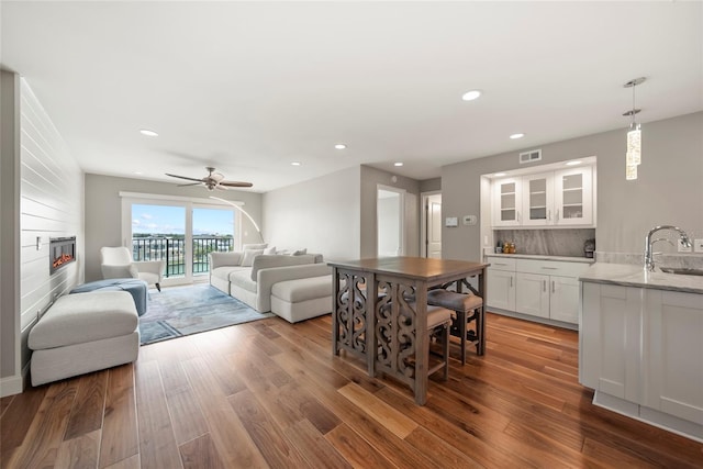 240 Sand Key Estates Dr Unit 245, Clearwater Beach, FL 33767 - photo 5