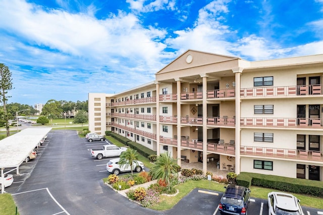 7975 58th Ave N Unit 403, Saint Petersburg, FL 33709 - photo 2