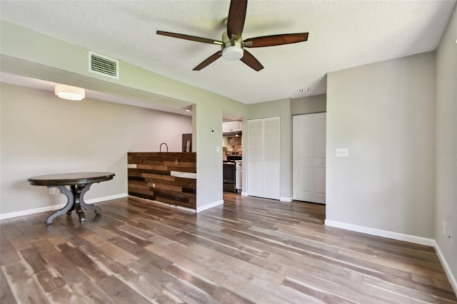 455 Alternate 19 S Unit 140, Palm Harbor, FL 34683 - photo 15