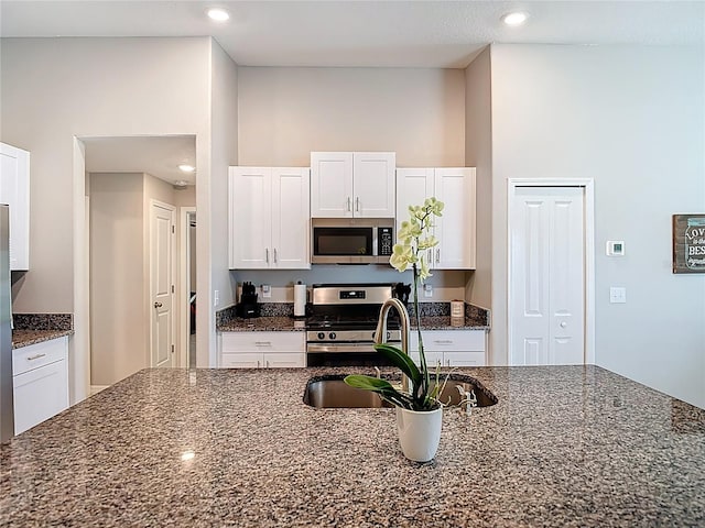 9814 Lemon Drop Loop, Sun City Center, FL 33573 - photo 10
