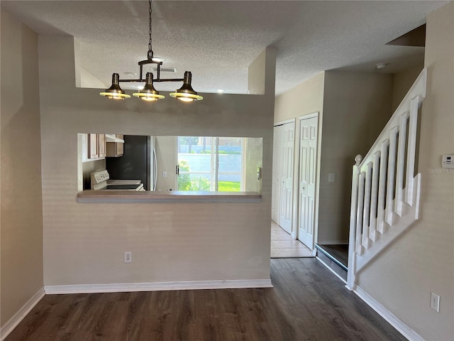 1308 Costa Mesa Dr, Wesley Chapel, FL 33543 - photo 6