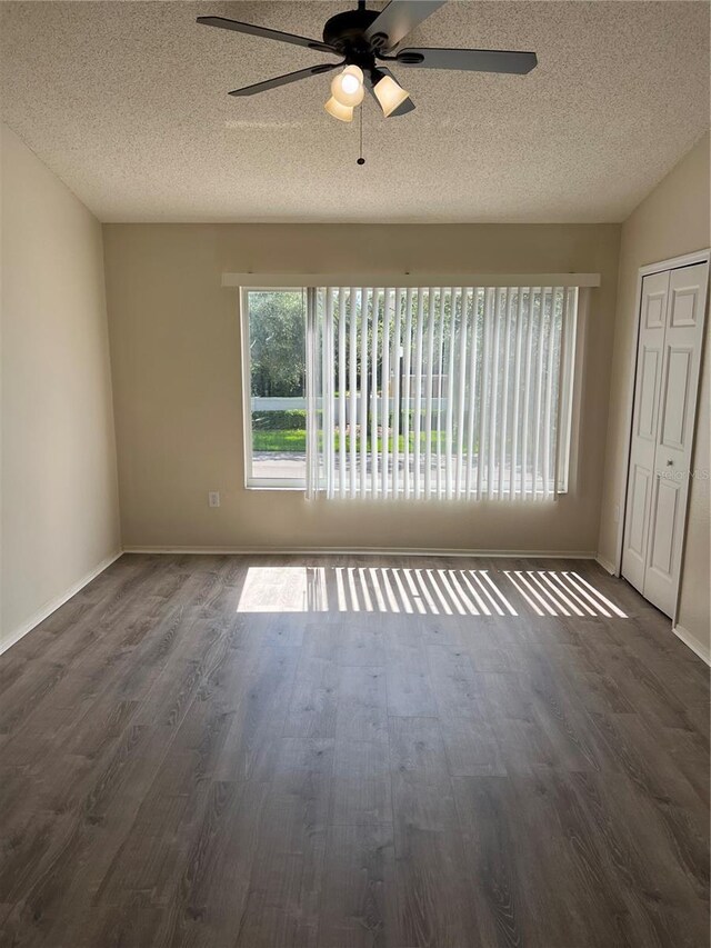 1308 Costa Mesa Dr, Wesley Chapel, FL 33543 - photo 18