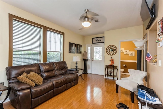 909 Woodbridge Ct, Safety Harbor, FL 34695 - photo 3