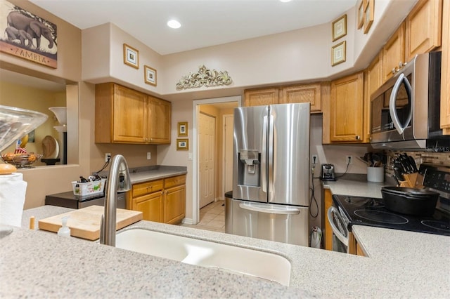 909 Woodbridge Ct, Safety Harbor, FL 34695 - photo 6