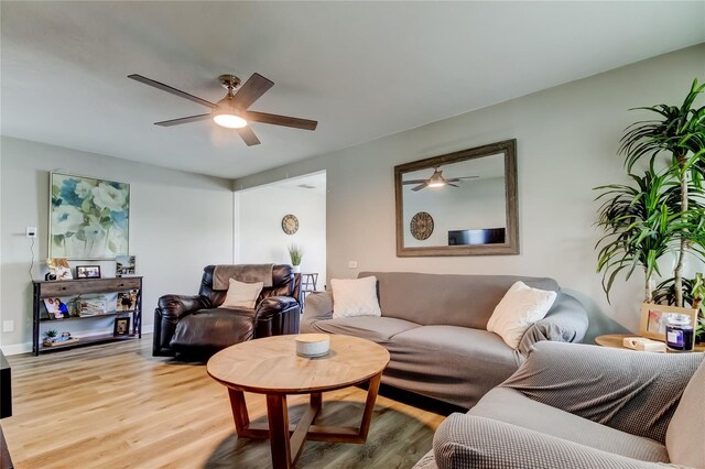 2906 W Dewey St, Tampa, FL 33607 - photo 3