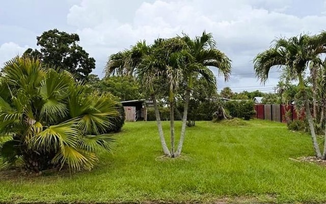 3715 49th Ave N, Saint Petersburg, FL 33714 - photo 2