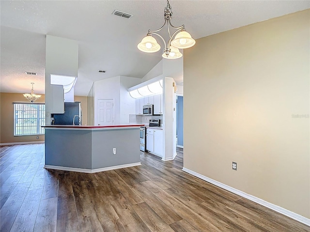 4396 Las Palmas Ave, Spring Hill, FL 34606 - photo 14