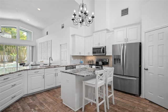 13180 Kensington Isle Way, Seminole, FL 33776 - photo 12