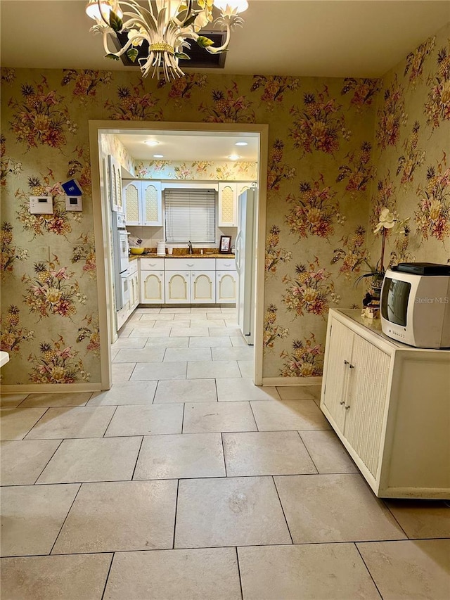 4405 Meadowwood Way, Tampa, FL 33618 - photo 47