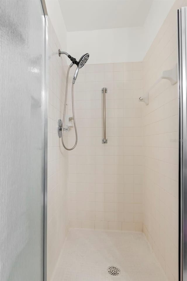 2204 Grenadier Dr, Sun City Center, FL 33573 - photo 23
