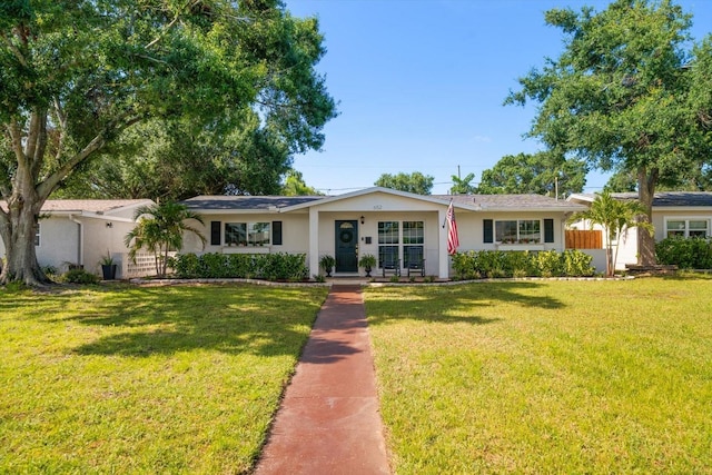652 42nd Ave NE, Saint Petersburg, FL 33703 - photo 1
