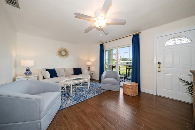 652 42nd Ave NE, Saint Petersburg, FL 33703 - photo 4