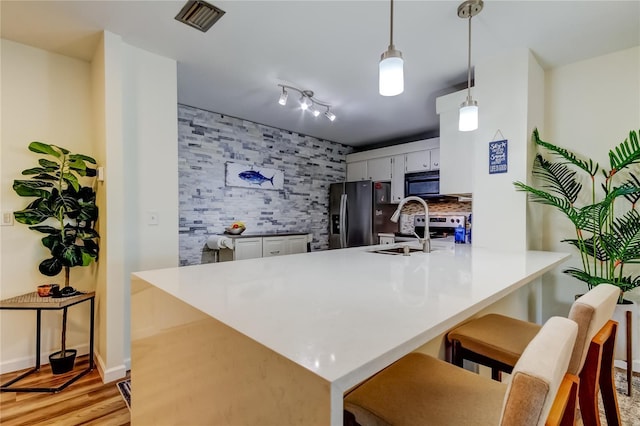 100 Bluff View Dr Unit 208A, Belleair Bluffs, FL 33770 - photo 4