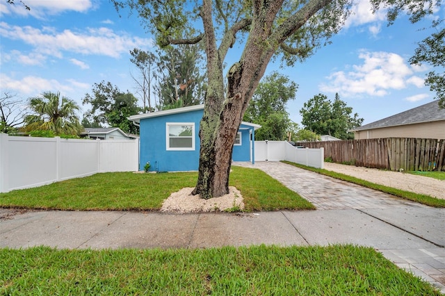 6636 49th Ave N, Saint Petersburg, FL 33709 - photo 1