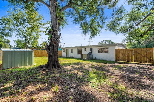 1413 Longwood Loop, Tampa, FL 33619 - photo 13