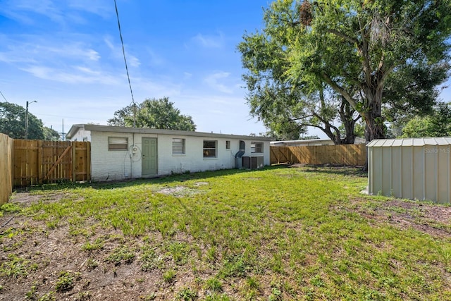 1413 Longwood Loop, Tampa, FL 33619 - photo 14