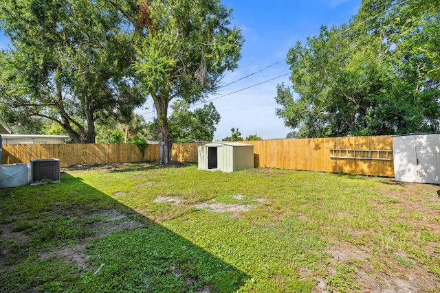 1413 Longwood Loop, Tampa, FL 33619 - photo 15