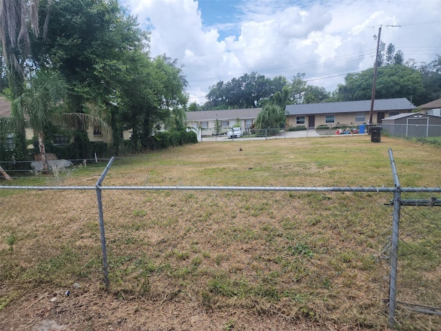 5232 Pine St, Seffner, FL 33584 - photo 1