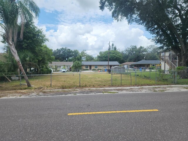 5232 Pine St, Seffner, FL 33584 - photo 3