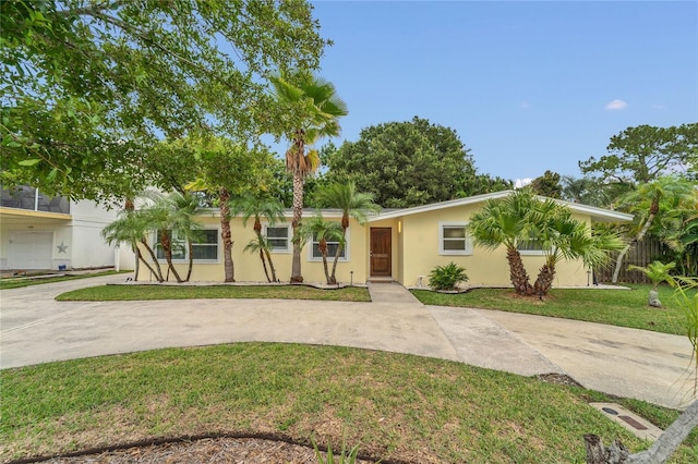 312 Lagoon Dr, Palm Harbor, FL 34683 - photo 1