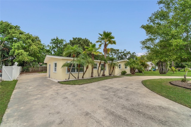 312 Lagoon Dr, Palm Harbor, FL 34683 - photo 3