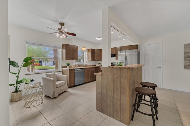 312 Lagoon Dr, Palm Harbor, FL 34683 - photo 9
