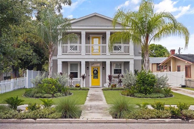 1036 7th St S, Saint Petersburg, FL 33701 - photo 1