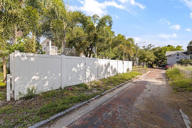 1036 7th St S, Saint Petersburg, FL 33701 - photo 36