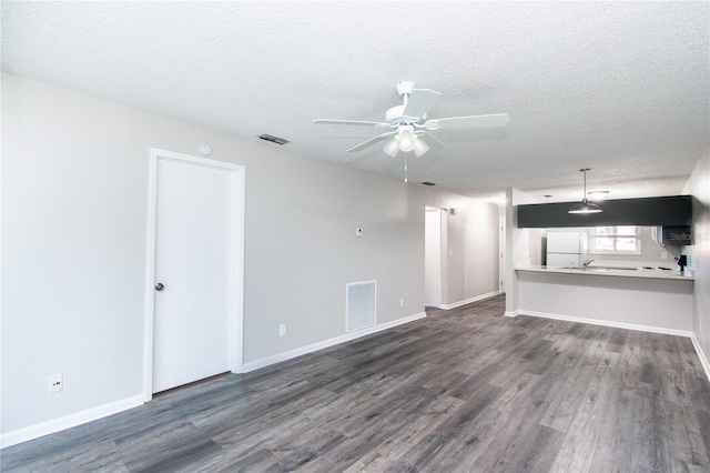 39132 County Road 54 Unit 2220, Zephyrhills, FL 33542 - photo 9