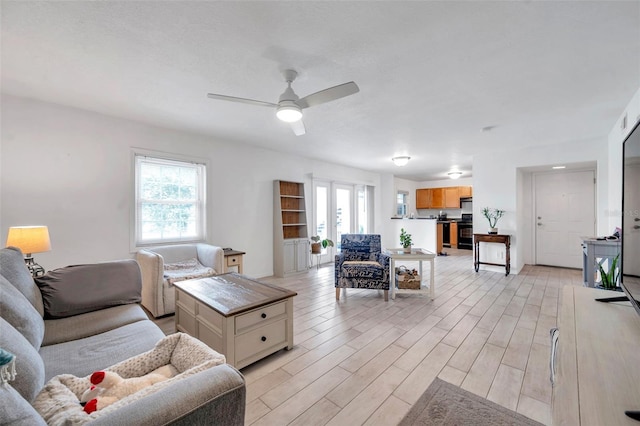 121 Seahorse Dr SE Unit A, Saint Petersburg, FL 33705 - photo 4