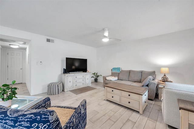 121 Seahorse Dr SE Unit A, Saint Petersburg, FL 33705 - photo 5