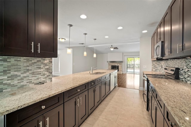 1004 Classic Dr, Valrico, FL 33594 - photo 24