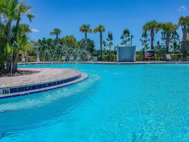 32385 Bannack Ln, Wesley Chapel, FL 33543 - photo 91
