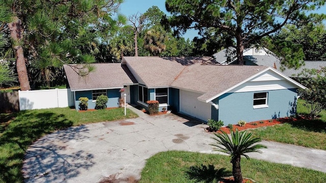 823 Riverside Dr, Tarpon Springs, FL 34689 - photo 2
